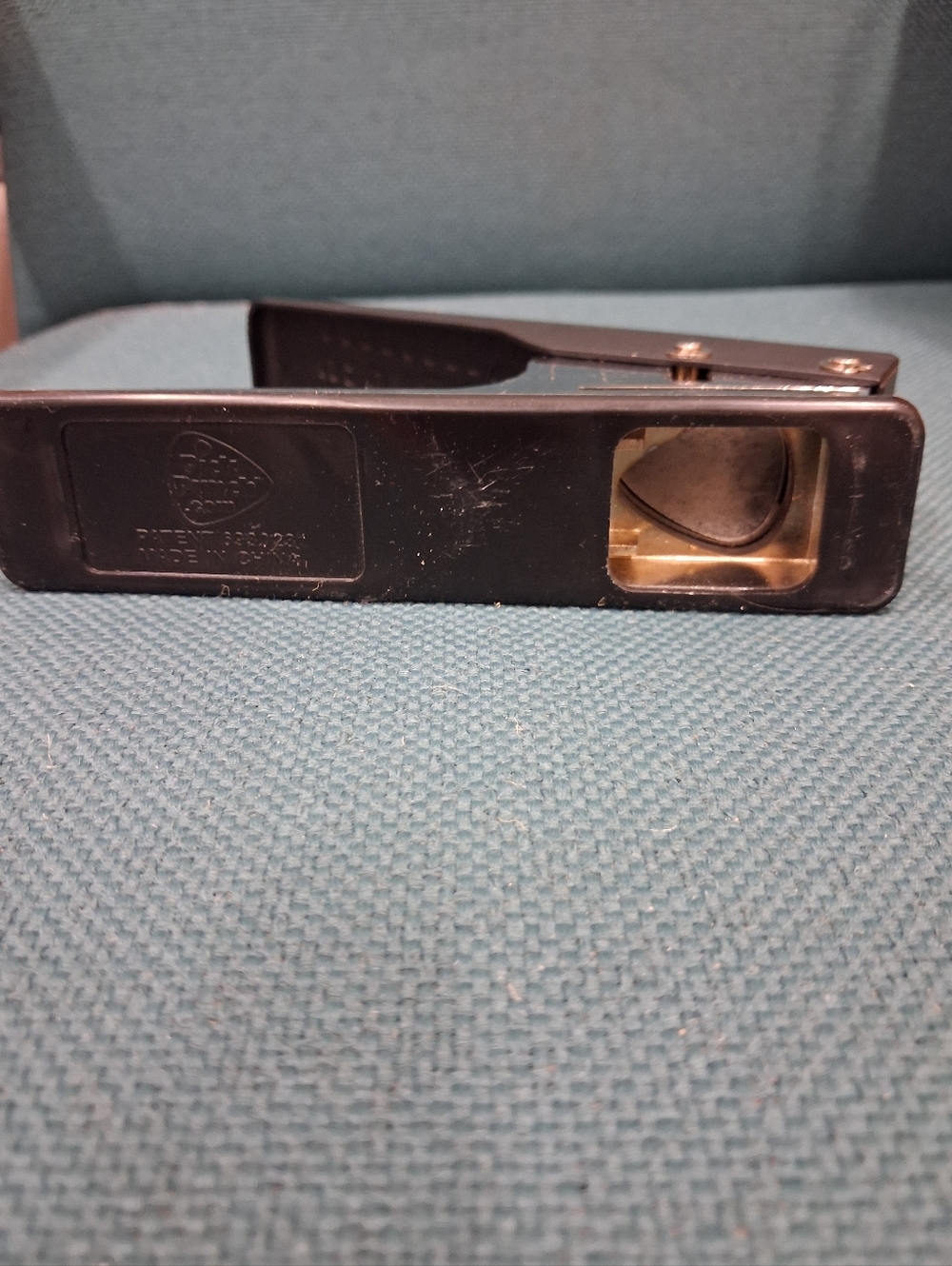 Guitar Pick Punch - Picture 3 of 4